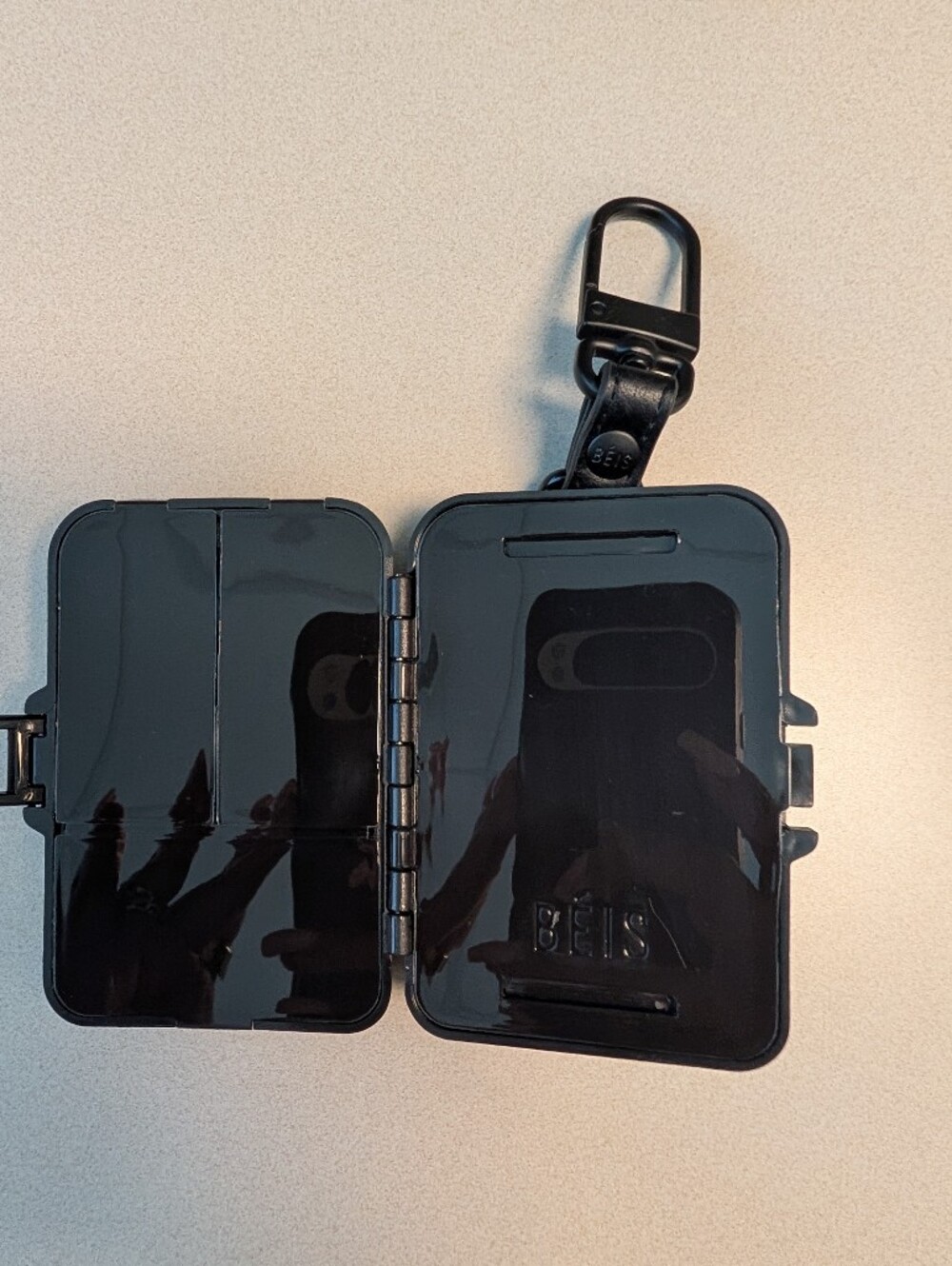 BEIS Black Mini Waterproof Keychain Case - Picture 3 of 3